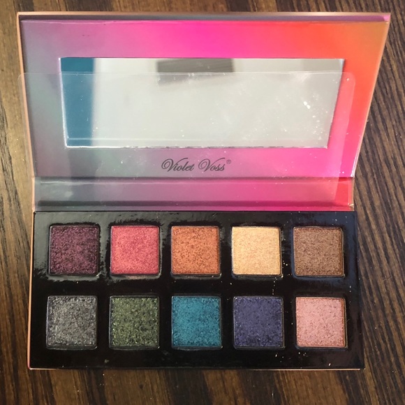 Violet Voss Le Macaron Mini Eyeshadow Palette - Picture 3 of 5